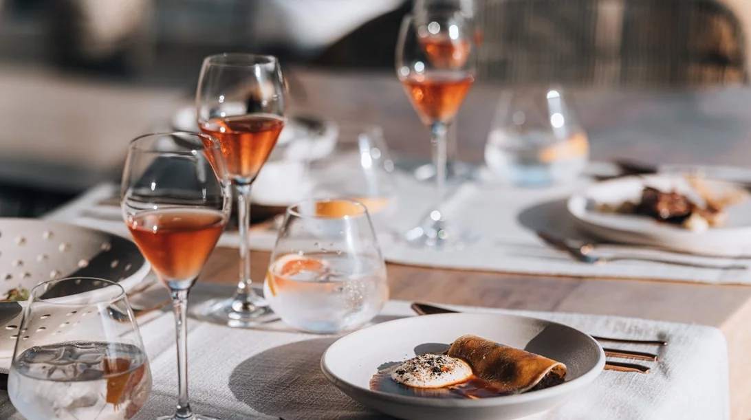 Kenshō Ornos: Η premium γεύση του Myconian Experience