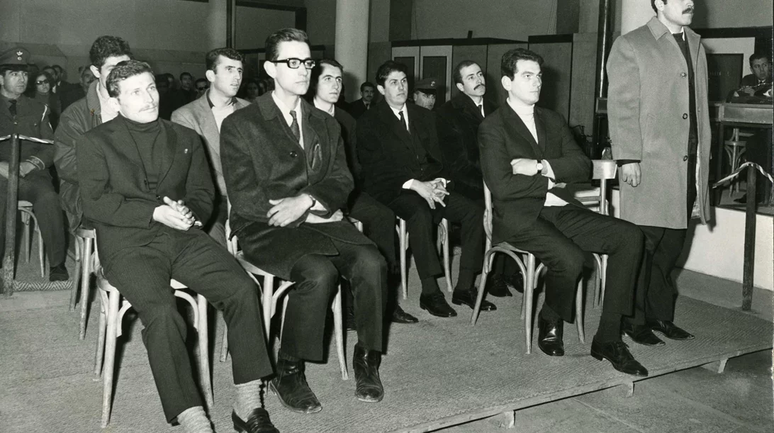 Ξεναγήσεις στην έκθεση "1967-1974. Κουλτούρες σε Αντιπαράθεση: Ζωή, Τέχνη, Προπαγάνδα" από τον Τάσο Σακελλαρόπουλο