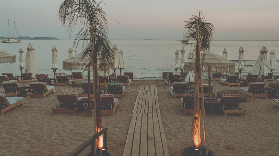 ''Coyoacan Playa'': Filosofia mexicana στην πιο upbeat  αμμουδιά της Αττικής