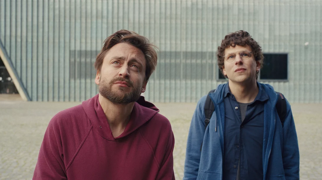 Ο οσκαρικός "Αληθινός Πόνος" έρχεται στο Disney+