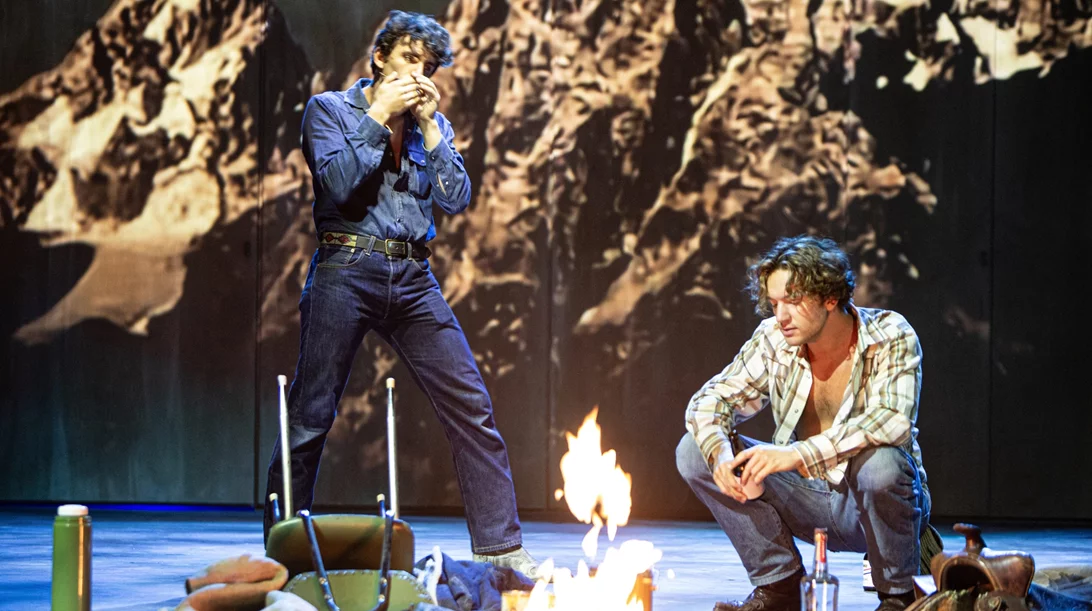 Last call για 12 θεατρικές παραστάσεις που κατεβαίνουν από 25/2 έως 2/3