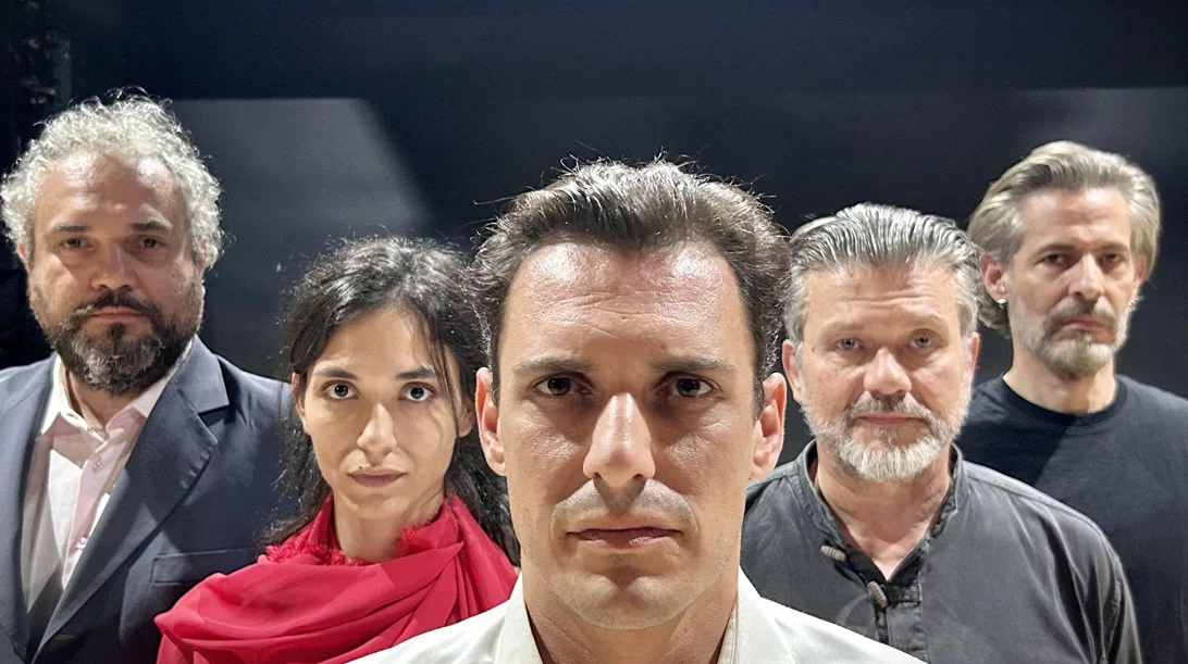 "November": Το έργο του Ντέιβιντ Μάμετ που μπαίνει στον Λευκό Οίκο κάνει πρεμιέρα στο θέατρο "Τζένη Καρέζη"