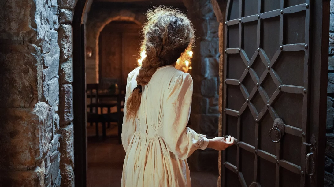 "Η Μάγισσα": Το "α" στο σετ της μεγαλύτερης ελληνικής τηλεοπτικής παραγωγής