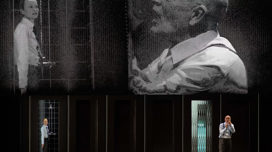 "Στη μοναξιά των κάμπων με βαμβάκι": Είδαμε την πρεμιέρα της διεθνούς παραγωγής στη Στέγη του Ιδρύματος Ωνάση