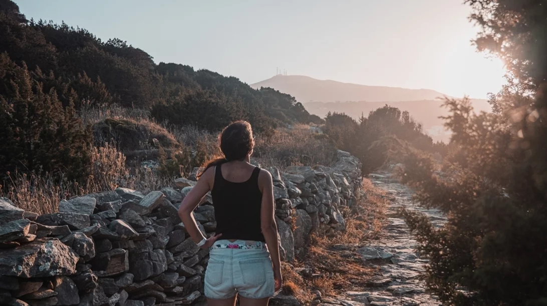 Η αντίσταση του κάνω διακοπές στις (κοσμικές) Κυκλάδες