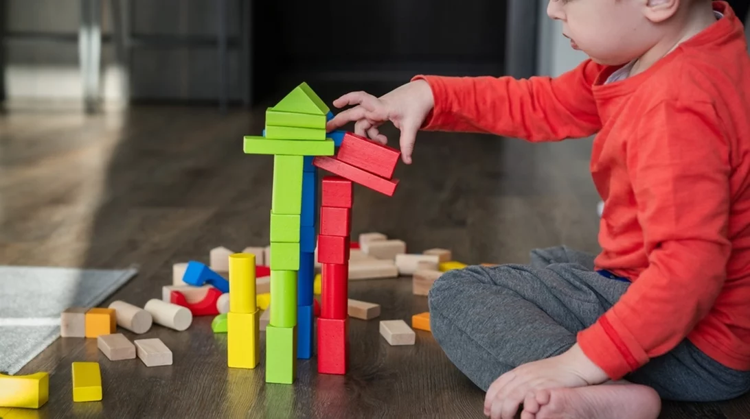 Τι κάνουμε όταν το παιδί έχει πολλά παιχνίδια αλλά δεν παίζει με κανένα;