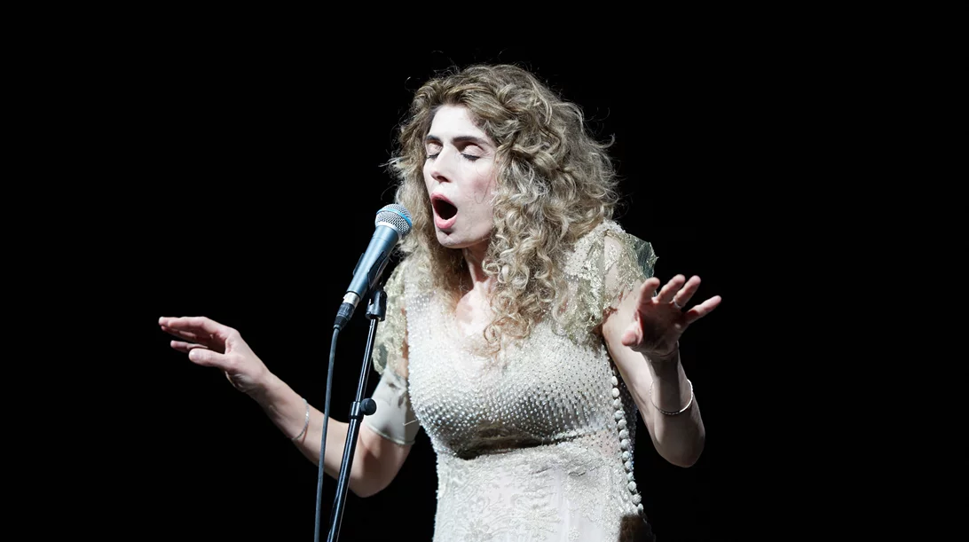 Η Γερμανική Ευαγγελική Εκκλησία Αθηνών θα φιλοξενήσει την Κλυταιμνήστρα-Σοφία Χιλλ