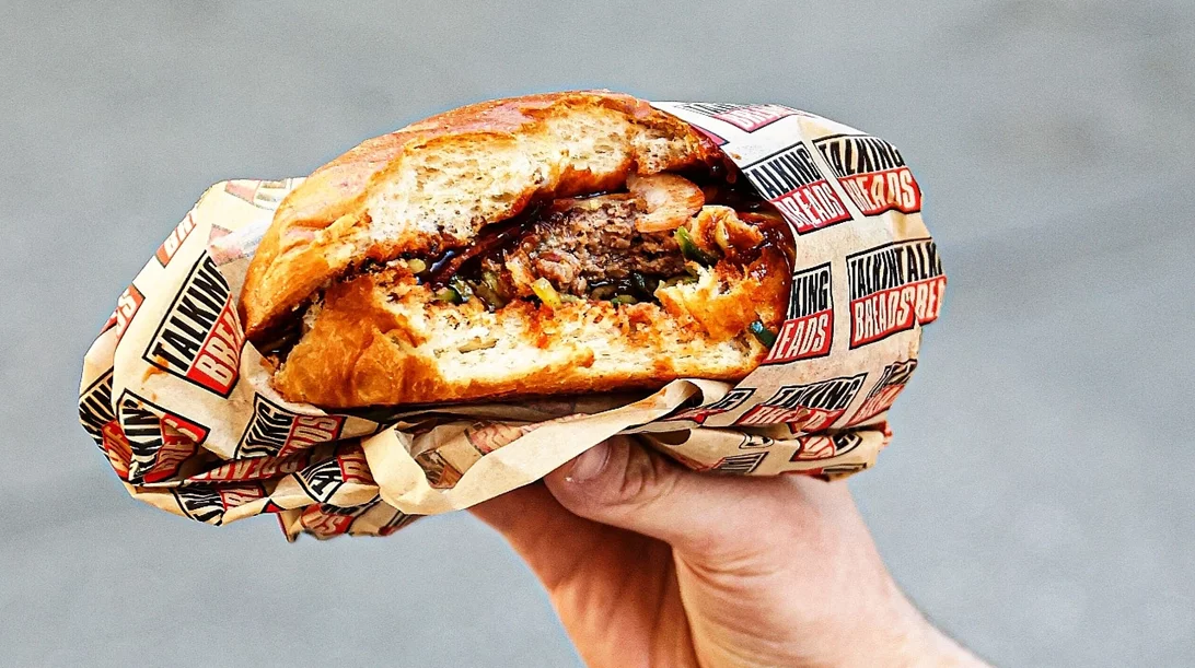 Στη Μεσογείων για τα σοβαρά σάντουιτς του νέου 'Talking Breads'