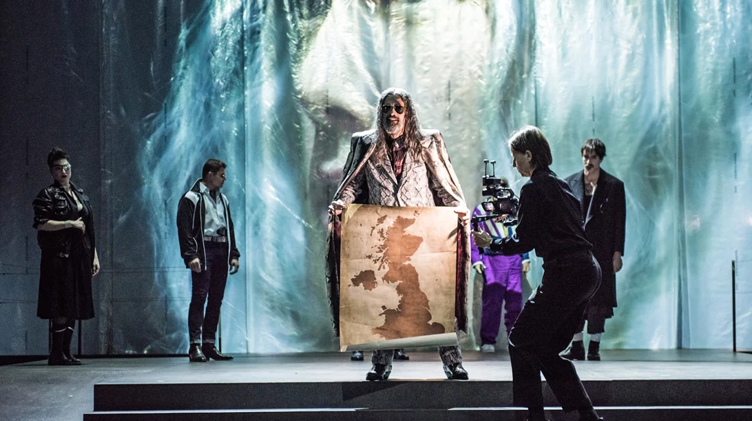 "Βασιλιάς Ληρ": Μια παράσταση για το πώς λειτουργεί η κεφαλή μιας μεγάλης εγκληματικής οργάνωσης