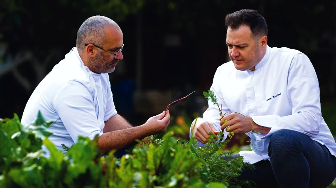Απ' το μποστάνι στο τραπέζι: οι σεφ των Χρυσών Σκούφων φιλοσοφούν
