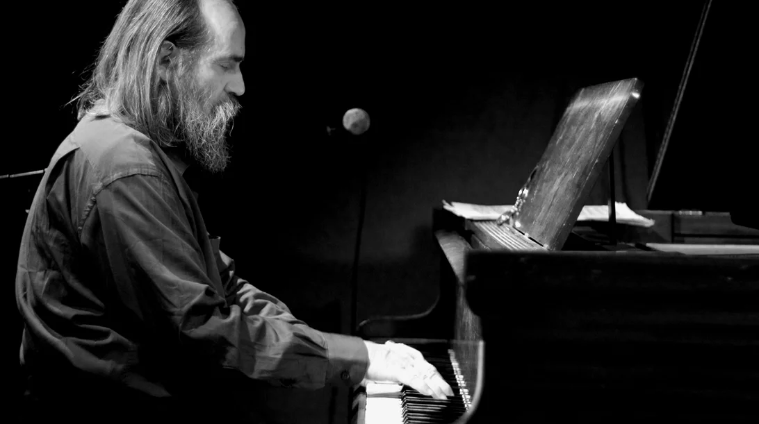 O πρωτοπόρος της "συνεχούς μουσικής" Lubomyr Melnyk στο Μέγαρο