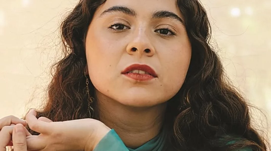 Αντλώντας δύναμη μέσα από το τραγούδι