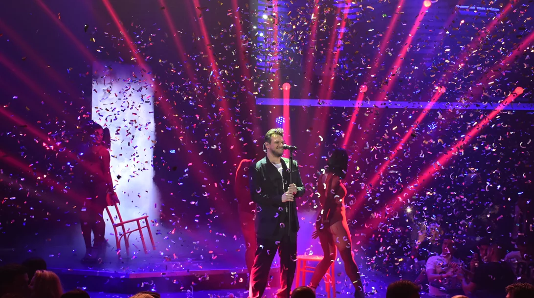 Ο Πάνος Κιάμος επιστρέφει στο "Posidonio"