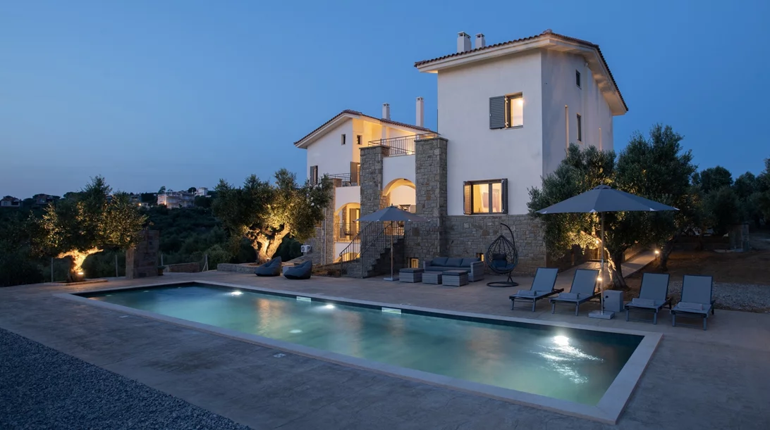 "Modone Villas": Πολυτελής φθινοπωρινή διαμονή στη Μεθώνη