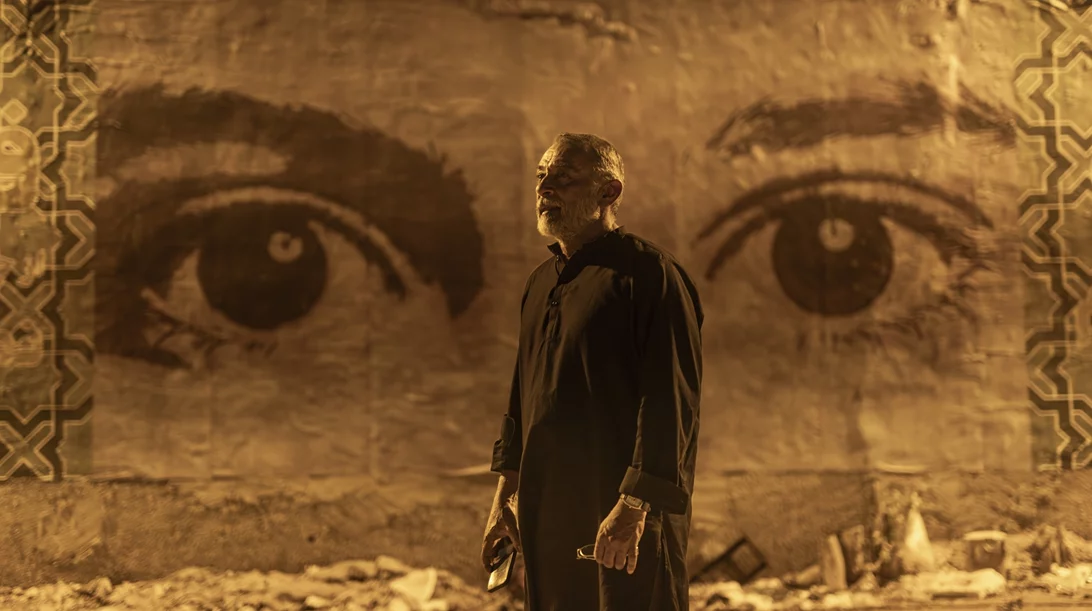 Πέντε σειρές που μπορείς να binge-άρεις αυτό το Σαββατοκύριακο