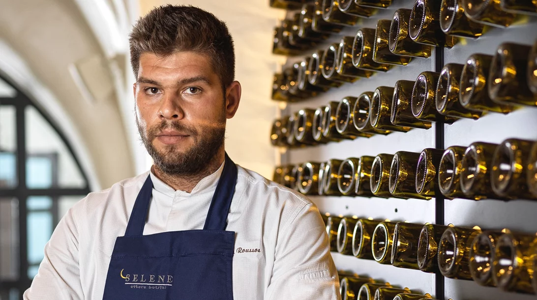 Βασίλης Ρούσσος: Όταν πρωτομπήκα σε κουζίνα μου είπαν "φύγε τώρα που προλαβαίνεις"