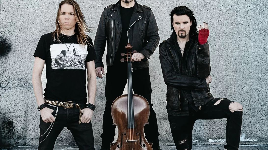 Οι Apocalyptica παίζουν Metallica στον Λυκαβηττό