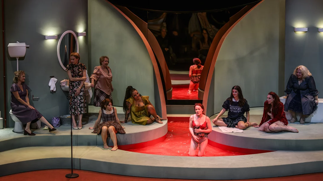 Στο σώμα της