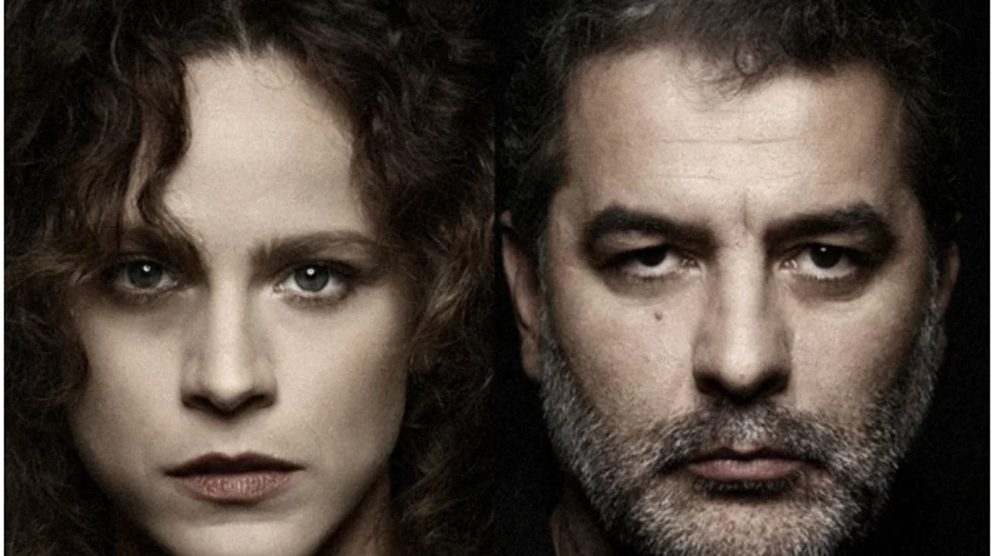 Οι πρωταγωνιστές της "Αντιγόνης" και όσα λεει ο σκηνοθέτης Τσέζαρις Γκρουζίνις για την παράσταση