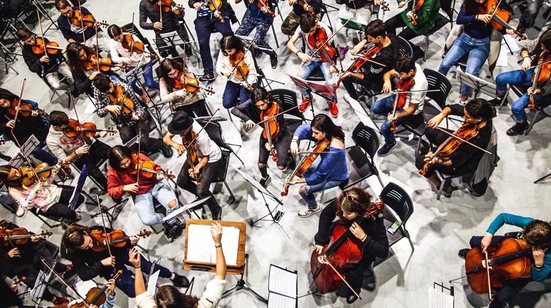 O Χριστουγεννιάτικος Κόσμος του ΚΠΙΣΝ γεμίζει μουσική