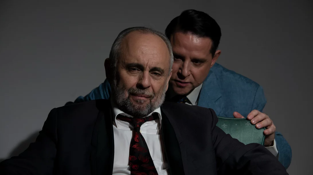 Παρατείνεται το "Σλουθ" και μετά το Πάσχα