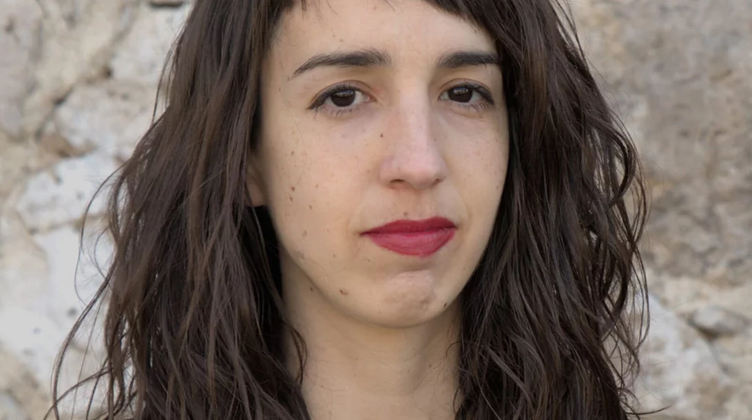 Για τη Λάιλα Μαρτίνεθ που έγραψε το "Σαράκι" η εκδίκηση είναι η δικαιοσύνη των απελπισμένων