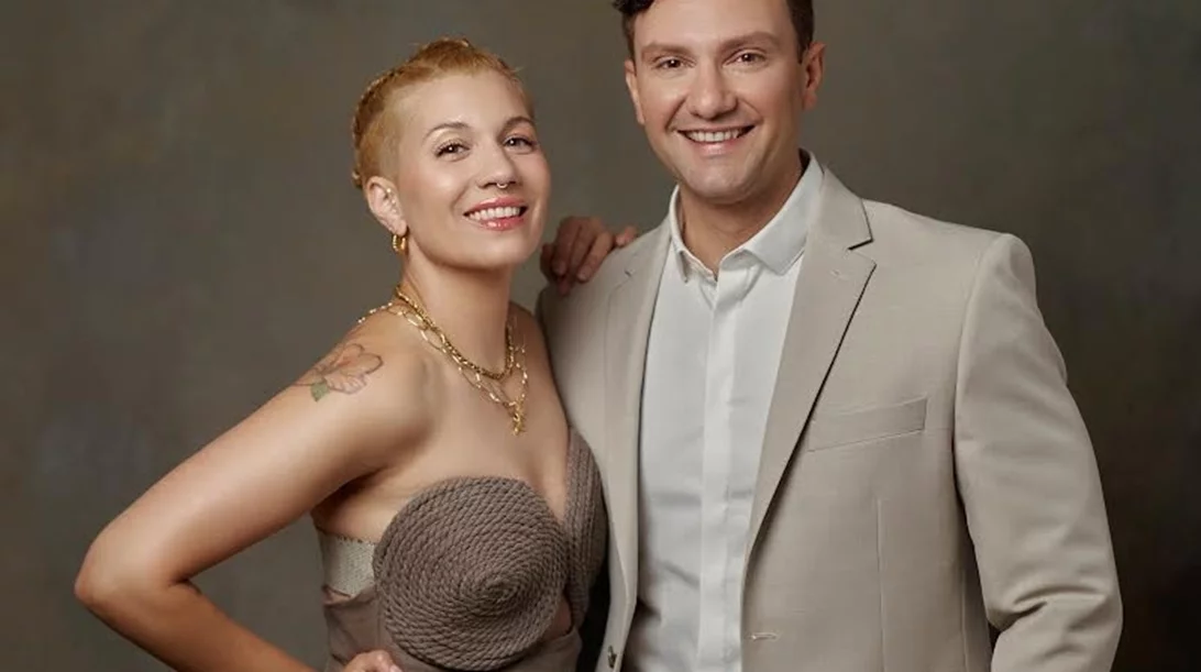 H Πέννυ Μπαλτατζή συναντά τον Σταύρο Σαλαμπασόπουλο στο Κηποθέατρο Παπάγου