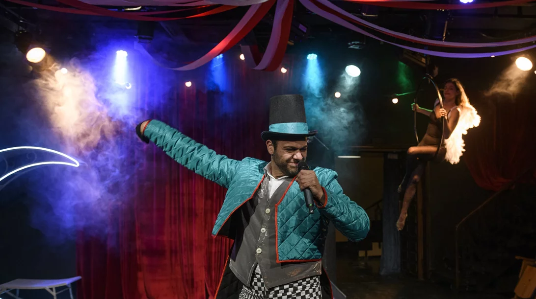 Η νύχτα των μυστικών