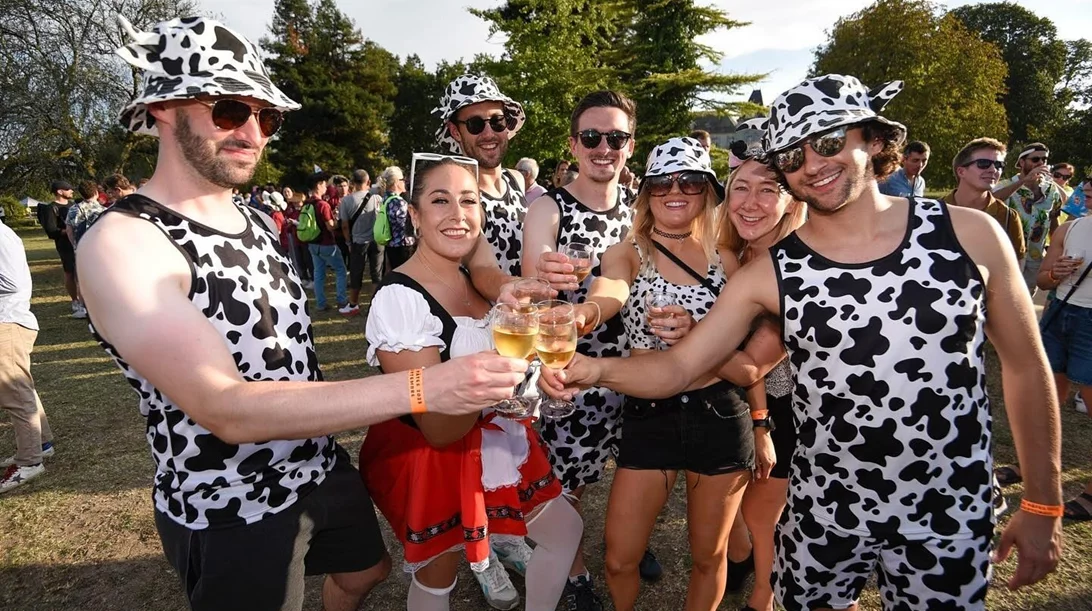 Μαραθώνιος του Médoc: Ο πιο μεθυστικός αγώνας του κόσμου συνδυάζει τρέξιμο και (πολύ) κρασί