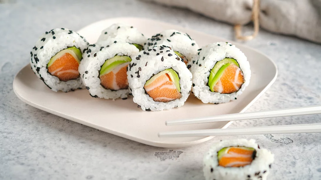 Εσύ ξέρεις τι σούσι να παραγγείλεις; Τα πιο δημοφιλή είδη της παγκόσμιας μανίας