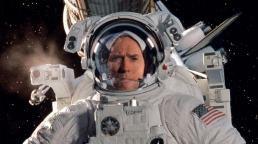 Απόψε (9/6) στην TV: ταξίδι στο διάστημα