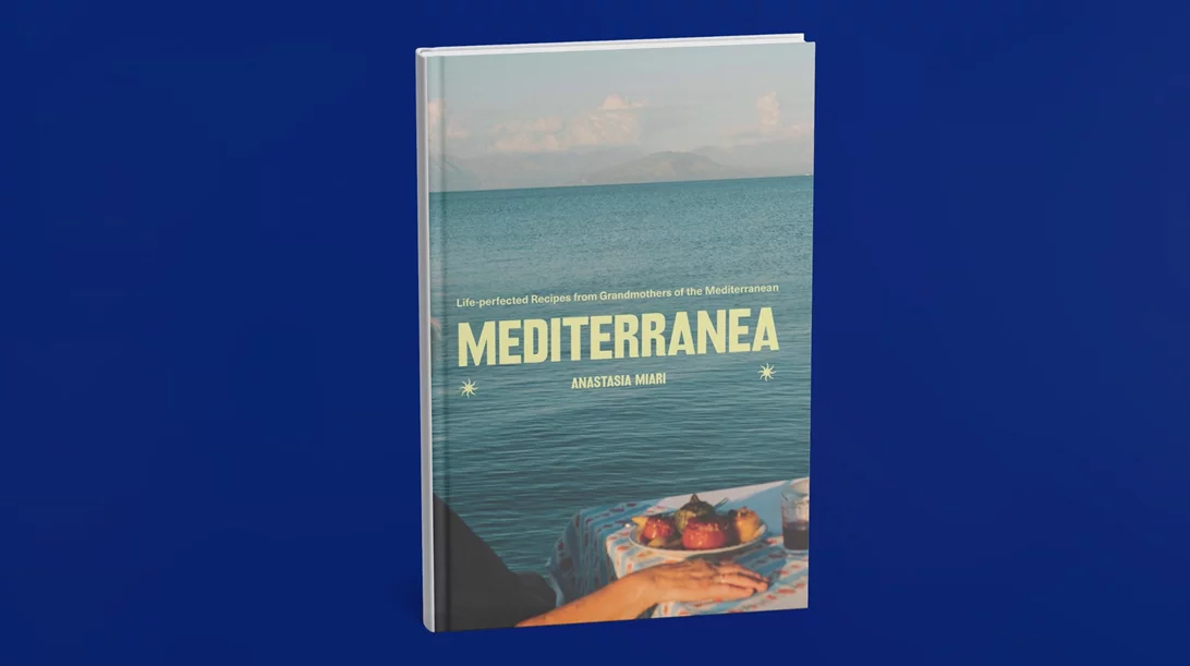 Οι νοστιμιές των γιαγιάδων της Μεσογείου σε ένα βιβλίο