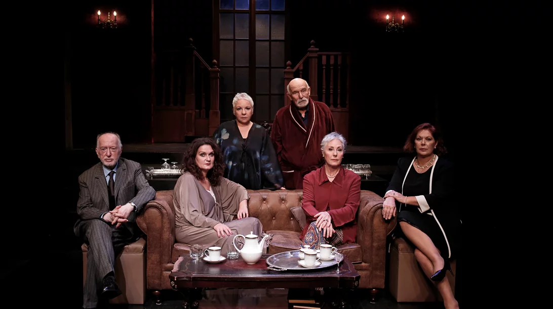 Παράταση παραστάσεων στη Θεατρική Σκηνή