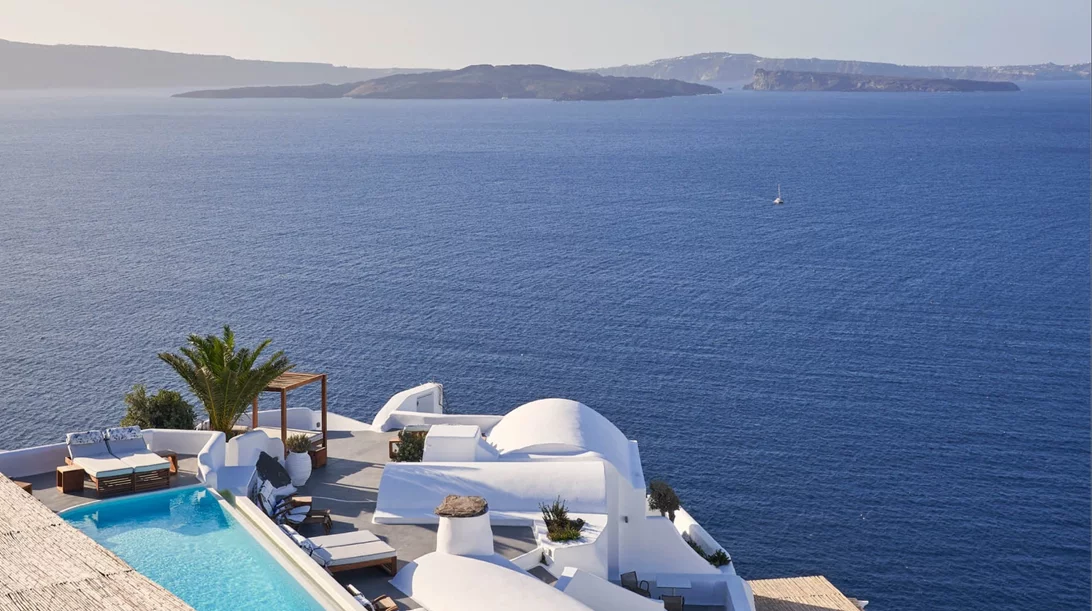 "Katikies Santorini": Καλύτερο Ξενοδοχείο στην Ελλάδα σύμφωνα με τα Travel + Leisure World’s Best Awards 2023