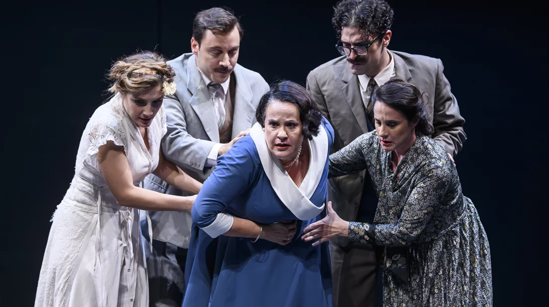 Το τρίτο στεφάνι