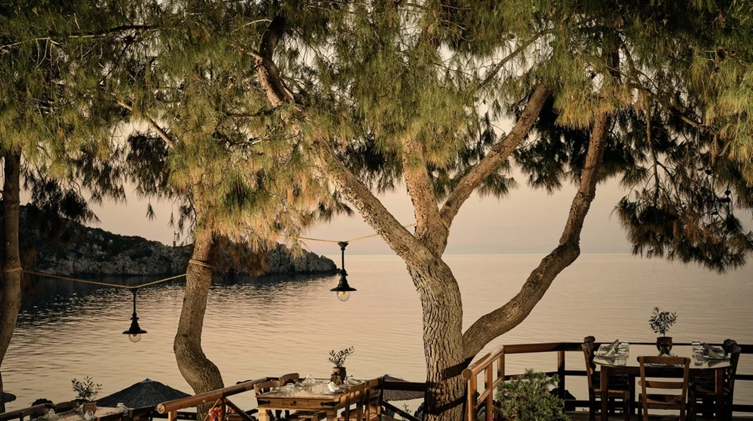 Η νοστιμιά του επτανησιακού dolce far niente στο "Nobelos" της Ζακύνθου