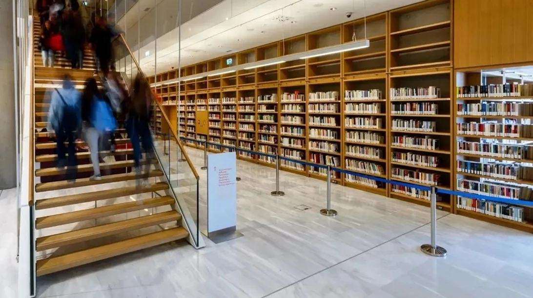 Μία βόλτα στις βιβλιοθήκες της Αθήνας