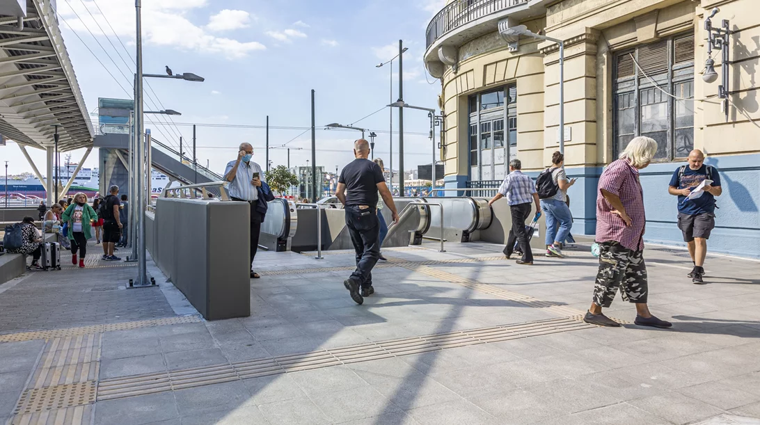 Πότε η στάση Πειραιάς θα γίνει προορισμός Πειραιάς;
