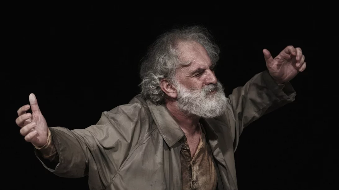 Sold out οι παραστάσεις του "Οιδίποδα επί Κολωνώ" ως το τέλος της περιοδείας