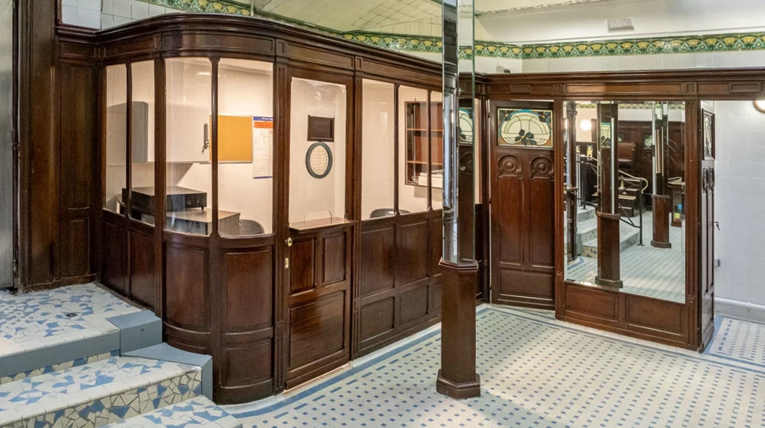 Lavatory Madeleine: Μια Belle Époque χρονοκάψουλα σε δημόσιες τουαλέτες του Παρισιού