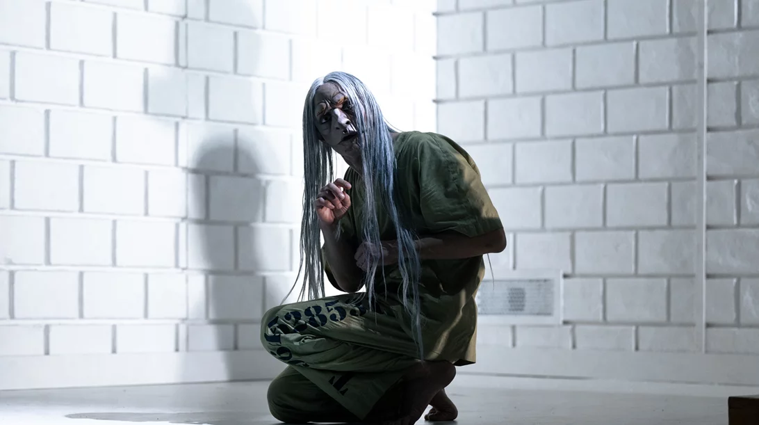 Τελευταία ευκαιρία για να μπούμε στον δυστοπικό κόσμο του "Προμηθέα" του Άρη Μπινιάρη