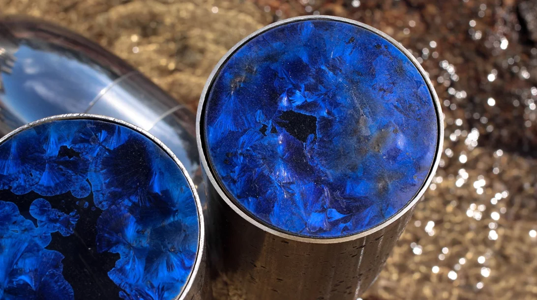 Ο μύθος συναντά το design πάνω από το Proveleggios