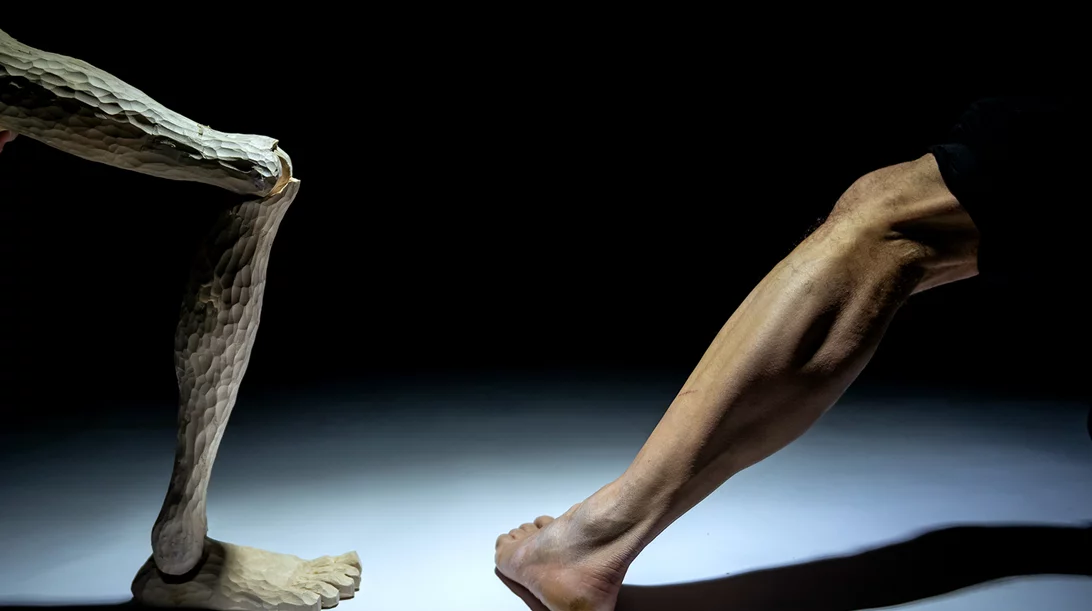 Μια ιδιαίτερη πρόταση σωματικού θεάτρου και κουκλοθέατρου