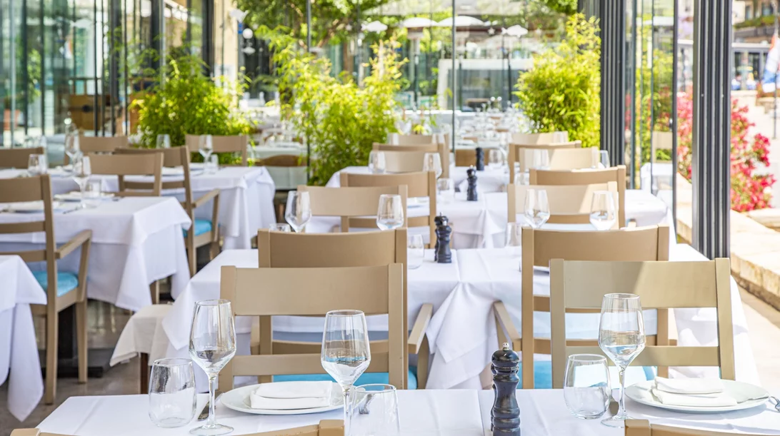 Ζέφυρος:  Χριστούγεννα πάνω στο κύμα