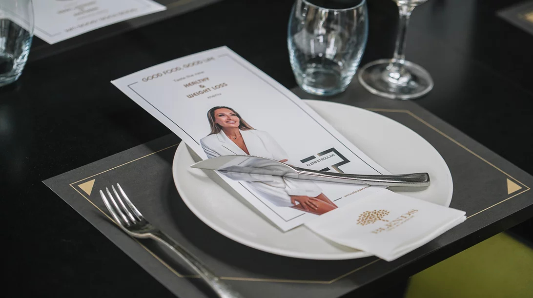 Η Ελένη Πετρουλάκη μας κάνει το τραπέζι στο "Blends" στη Γλυφάδα με το healthy & weight loss menu της