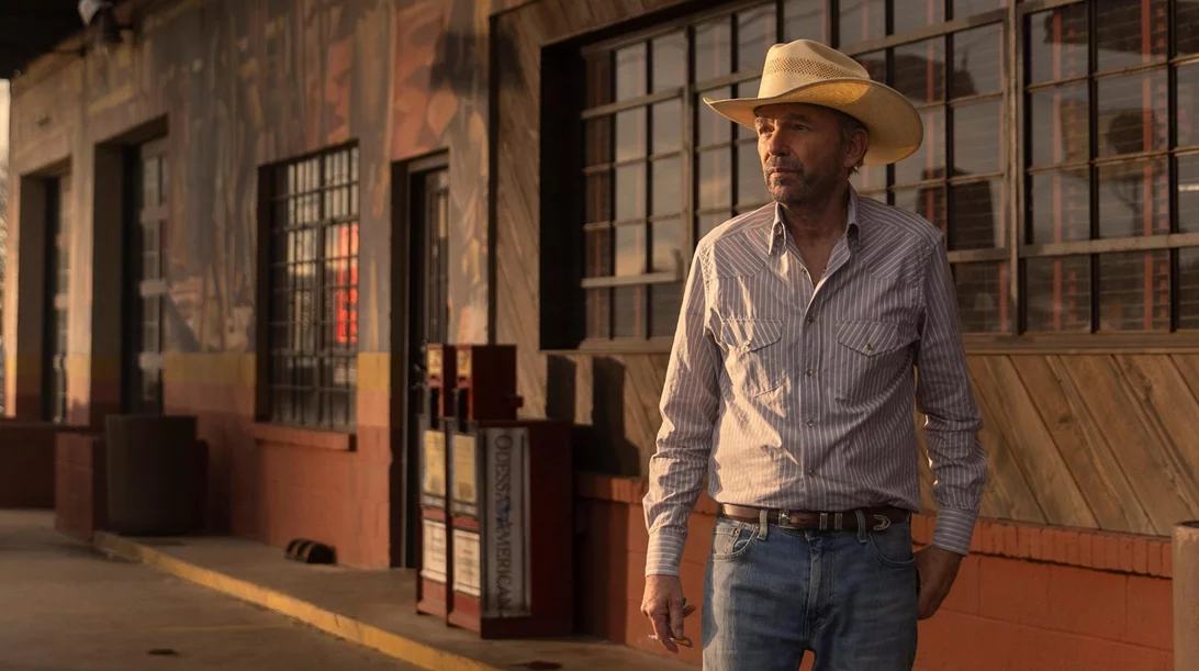 Το "Landman" κάνει πρεμιέρα σήμερα (19/11) στην COSMOTE TV