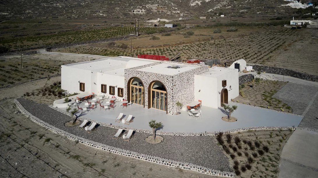 Αυτό το ανερχόμενο boutique οινοποιείο βρίσκεται σε ένα νησί που μάλλον δεν έχεις πάει