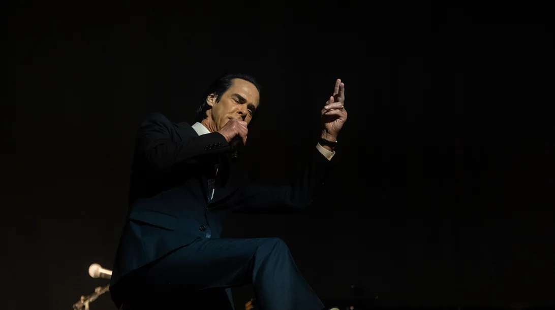 O Nick Cave της Στέγης Ιδρύματος Ωνάση: Κι έτσι σκέτος, ήταν υπέροχος