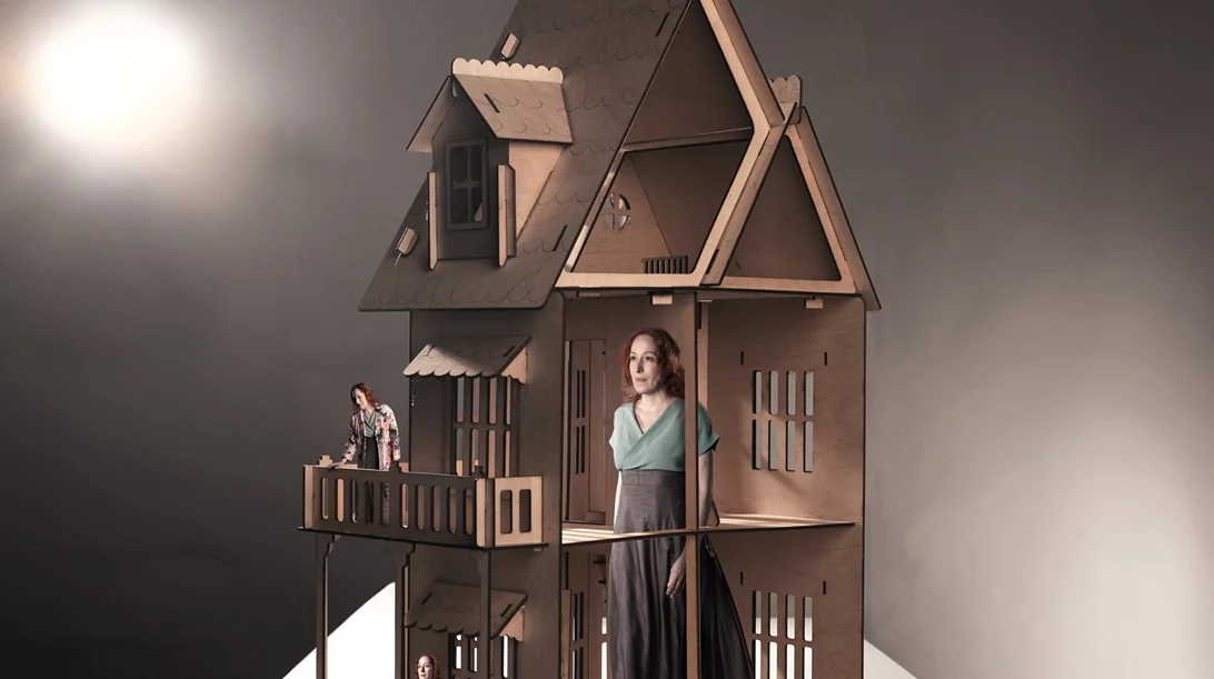 "John" της Annie Baker: Ένα μυστήριο ζωντανεύει στο θέατρο Δίπυλον