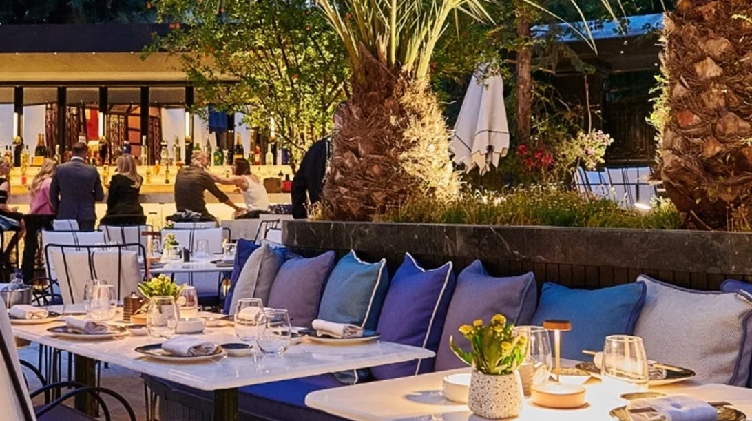 Και κάπως έτσι, το Cash επιστρέφει δυναμικά στα γαστρονομικά ραντάρ μας